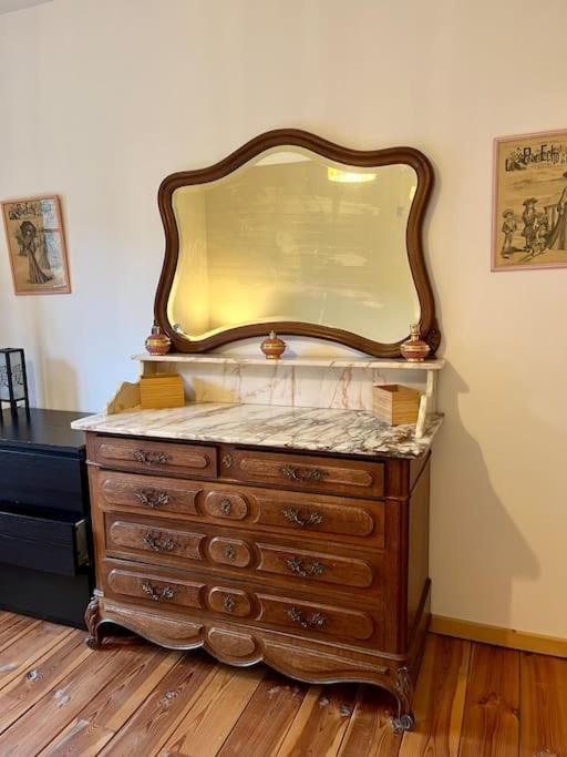 Charmante Maison De Caractere A 2Km De Redu Libin Buitenkant foto