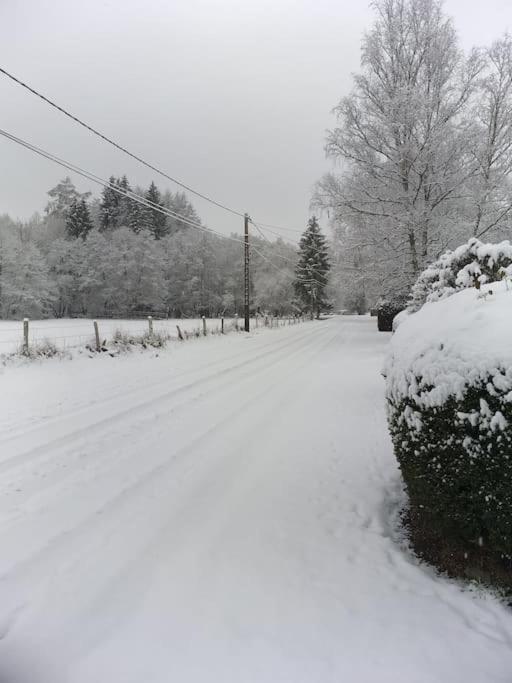 Charmante Maison De Caractere A 2Km De Redu Libin Buitenkant foto
